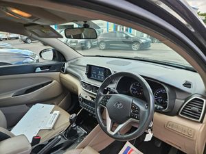 Hyundai Tucson Executive 5DR - Image 3