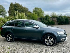 2016 Skoda Octavia Scout 4x4 184hp Auto - Image 4