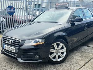 2010 Audi A4 Manual | Leather Seats - Image 2