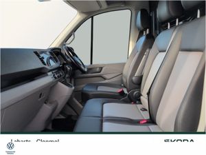 Volkswagen Crafter 35 VAN MWB Highline TDI 177HP - Image 4