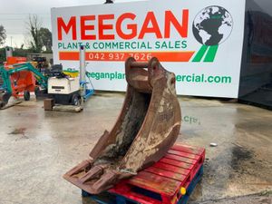 18" EUROFAB BUCKET...65mm PINS........0337. - Image 3