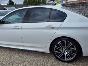 BMW 530E MSPORT AUTOMATIC - Image 3