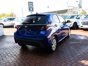 2020 Toyota Yaris 1.0 Petrol Automatic - Image 3