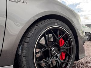 Mercedes-Benz CLA 45 AMG 2.0 Pan Roof 2015 - Image 2