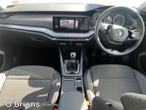 Skoda Octavia Ambition 2.0 TDI 115 BHP 4DR  1 Own - Image 2