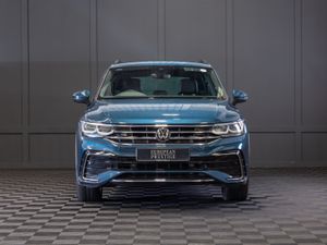 232 Volkswagen Tiguan R-Line 1.4TSI - Image 2