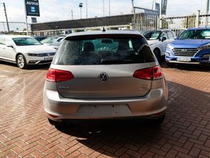 2016 Volkswagen Golf 1.2 TSi Automatic - Image 4