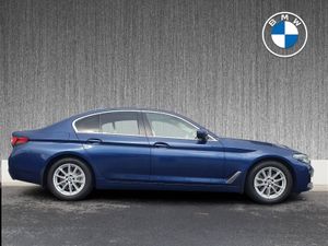 BMW 5 Series 520d SE (mht) - Image 3