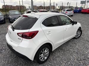 Mazda Demio - Image 2