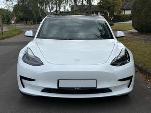 212 Tesla Model 3 Standard Range Plus - Image 4