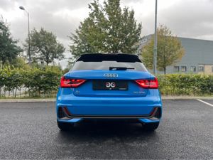 Audi A1 1.0 MANUAL *FULL SERVICE HISTORY* - Image 4