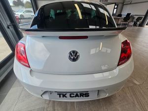 16 VOLKSWAGEN BEETLE SPORT 1.4 PETROL 150 BHP - Image 4