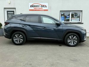 Hyundai Tucson COMFORT PLUS 5DR ** REVERSE CAMERA - Image 3