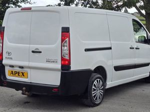 Toyota Proace L2 Diesel - Image 3
