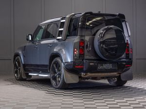 2023 Defender 110 P400e X-Dynamic HSE *Pan Roof - Image 4