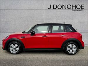 MINI Cooper Cooper Classic Auto - Image 4