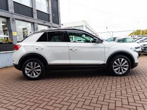 2022 Volkswagen T-Roc 2.0 Diesel Automatic - Image 2