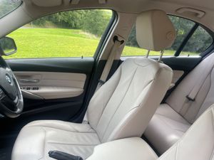 BMW 3-Series 2015 , auto , black leather - Image 4