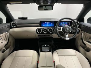 Mercedes-Benz CLA 180 Progressive - Reversing Cam - Image 4