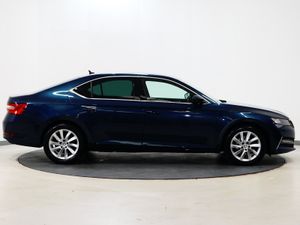*68* 2021 Skoda Superb 1.4 se technology - Image 3