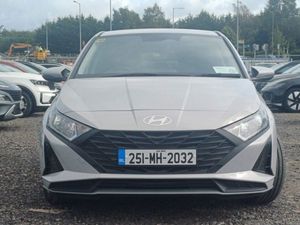 Hyundai i20 Deluxe Plus - Image 2