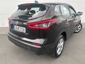 2019 NISSAN QASHQAI 1.5DCi ACCENTA FSH NCT TAX - Image 4