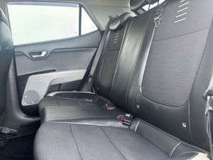 2018 KIA STONIC K3 1.6D FSH LOW KMS - Image 2