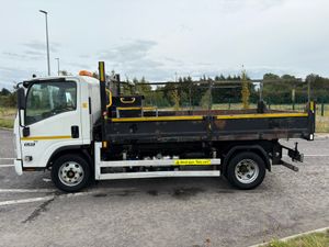 Isuzu N75.190 Tipper - Image 4