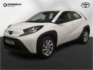 Toyota Aygo X Hatchback Pure - Image 4