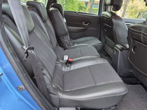 Lovely Renault Grand Scenic 2016 BOSS MODEL - Image 4