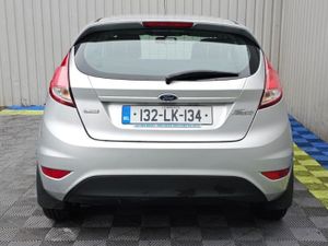 2013 Ford Fiesta ZETEC 1.0 Petrol - Image 4
