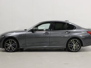 BMW 3-Series 2020 330E MSPORT - Image 4