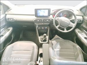 Dacia Sandero Expression TCe 90 5Sp Gsr2 - Image 2