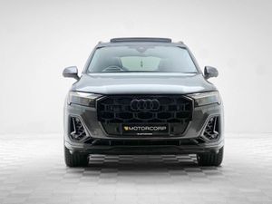 Audi Q7 LAUNCH EDITION 55 TFSI E QUATTRO - Image 2