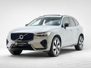 Volvo XC60 PLUS T6 RECHARGE - Image 3