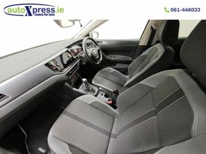 Volkswagen Polo 1.0 TSI HIGH LINE, LOW MILEAGE Aut - Image 4