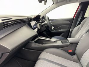Peugeot 408 1.2 Allure Auto  just IN   95 P/W - Image 4
