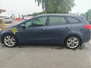 Kia Ceed SW 1.6 TX 5DR - Image 2
