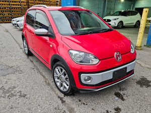 2015 Volkswagen Cross Up /Automatic 1.0 - Image 2