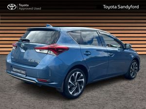 Toyota Auris TOP SPEC SOL HYBRID AUTOMATIC // HEAT - Image 2