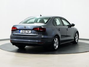 *50* 2019 Volkswagen Jetta 2.0 tdi comfortline - Image 4