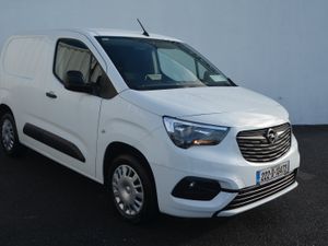 HIGH SPEC SPORT-AIR CON-3 SEATS-PRICE INCLS VAT - Image 2
