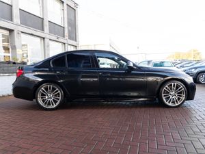 BMW 320d M-SPORT SHADOW EDITION 4DR SALOON AUTO - Image 2