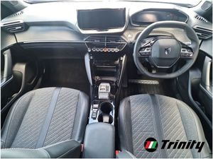 Peugeot 2008 136HP Electric 50khw Auto Allure Tri - Image 2