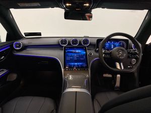 Mercedes-Benz CLE CLE 300 AMG Line Premium E - Image 4