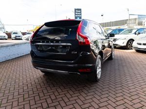 VOLVO XC60 2.0D4 CLASSIC LUXURY 5DR ESTATE AUTOMAT - Image 3