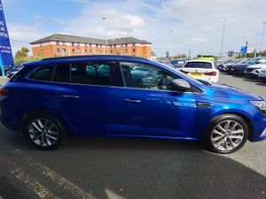 RENAULT MEGANE 1.5 GT LINE SPORT TOURER AUTOMATIC - Image 4