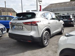 Nissan QASHQAI 1.3 PET Mild Hybrid SV CVT - Image 4