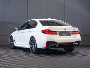 222 BMW 5-Series 520d M-Sport - Image 4