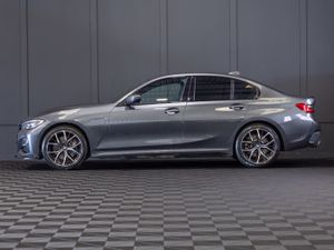 2021 BMW 3-Series 330e M-Sport - Image 3